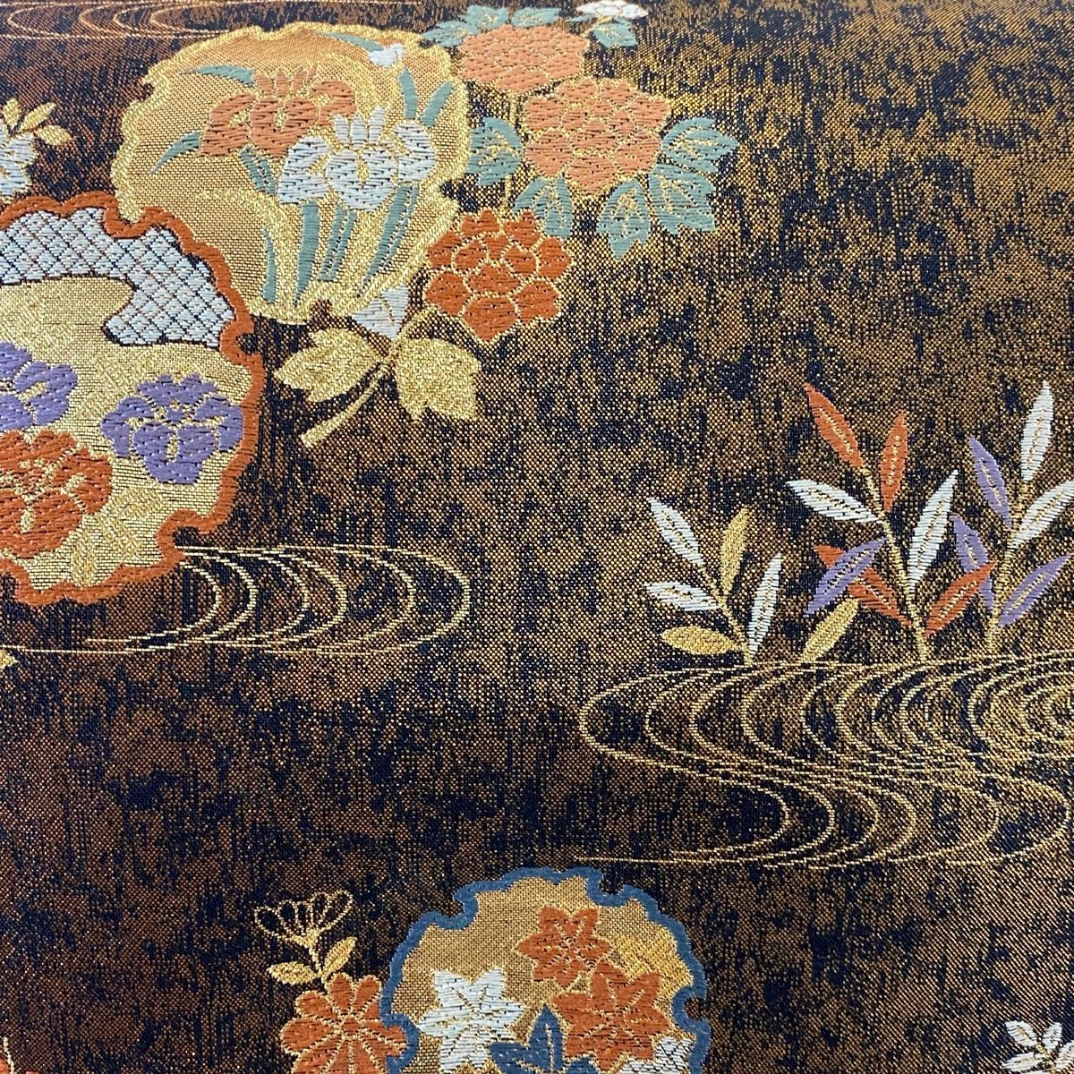 袋帯 秀品 雪輪 草花 箔 金糸 黒 六通 正絹