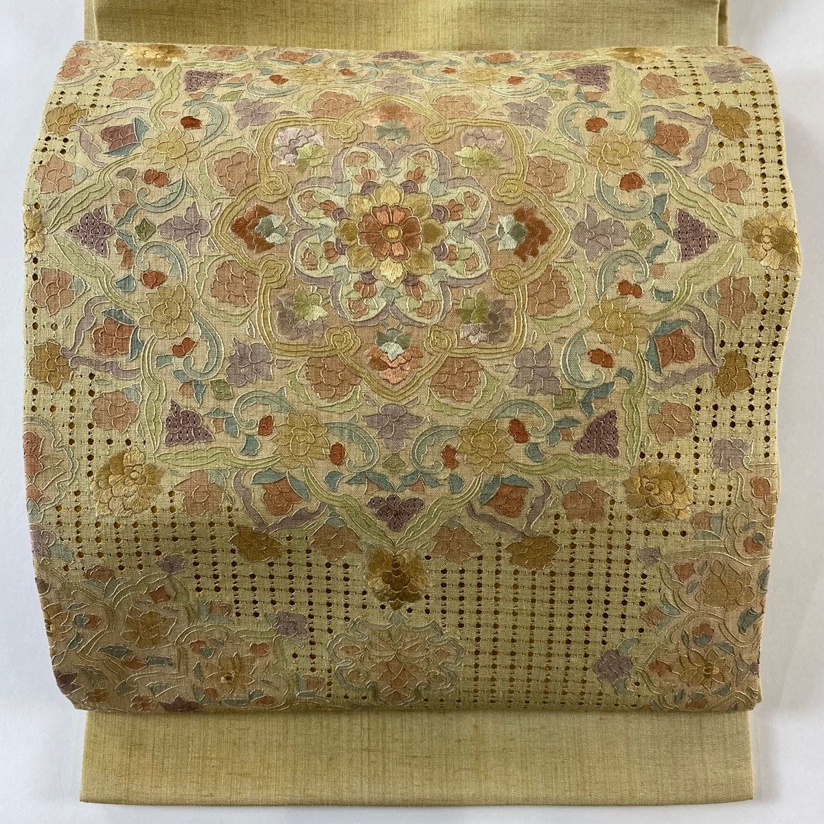 袋帯 秀品 紬地 華文 ヱ霞 刺繍 山吹茶色 お太鼓柄 正絹