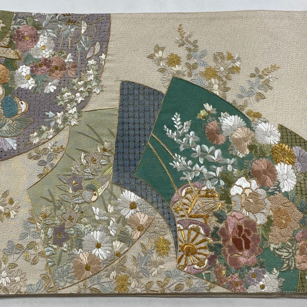  袋帯 扇面 草花 刺繍 金通し ベージュ 六通 正絹 袋帯 帯