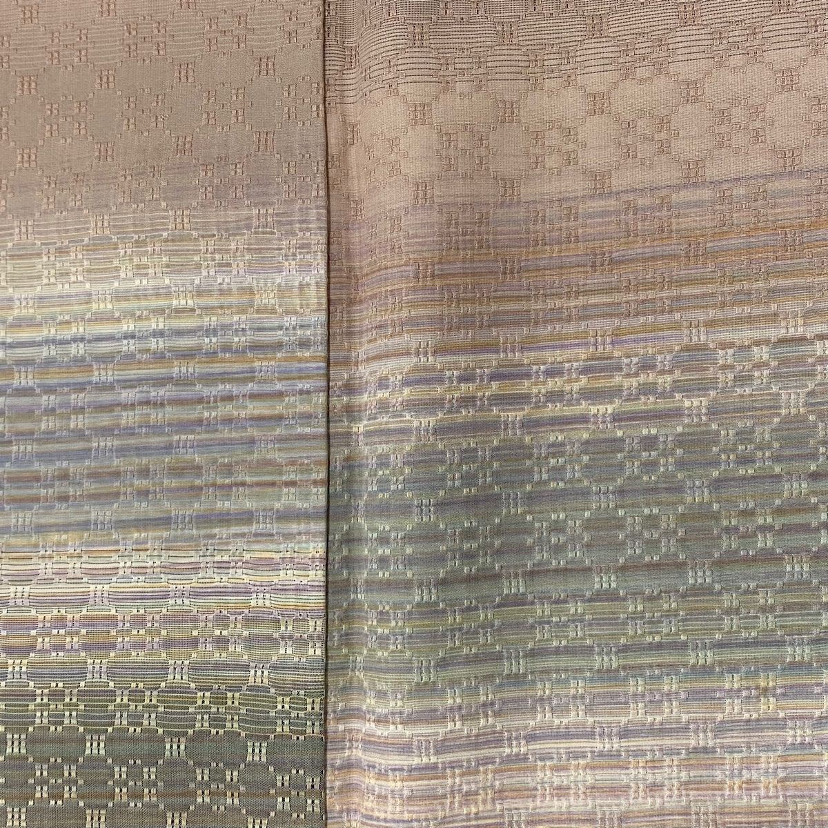  付下げ 身丈162 5 cm 裄丈66 M 袷 紬地 落款 縞 幾何学 花織 ぼかし 薄小豆 正絹 訪問着 付け下げ 着物