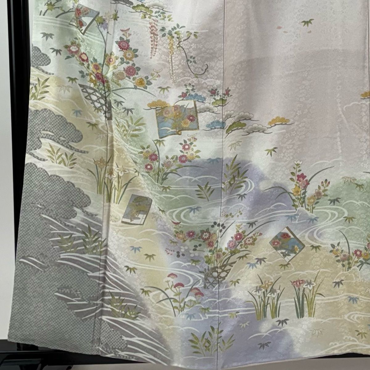 訪問着 身丈159 5 cm 裄丈66 M 袷 冊子 草花 金糸 金彩 薄ピンク 正絹