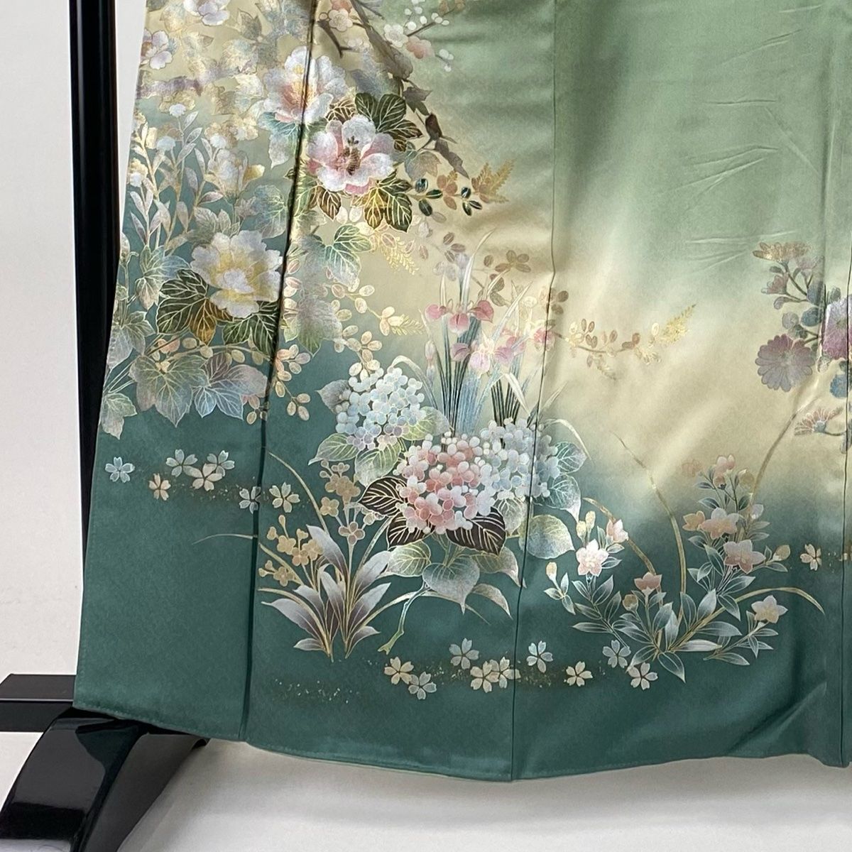 訪問着 身丈161 cm 裄丈65 M 袷 藤本隆士 落款 枝花 草花 螺鈿 金銀彩 灰緑 正絹