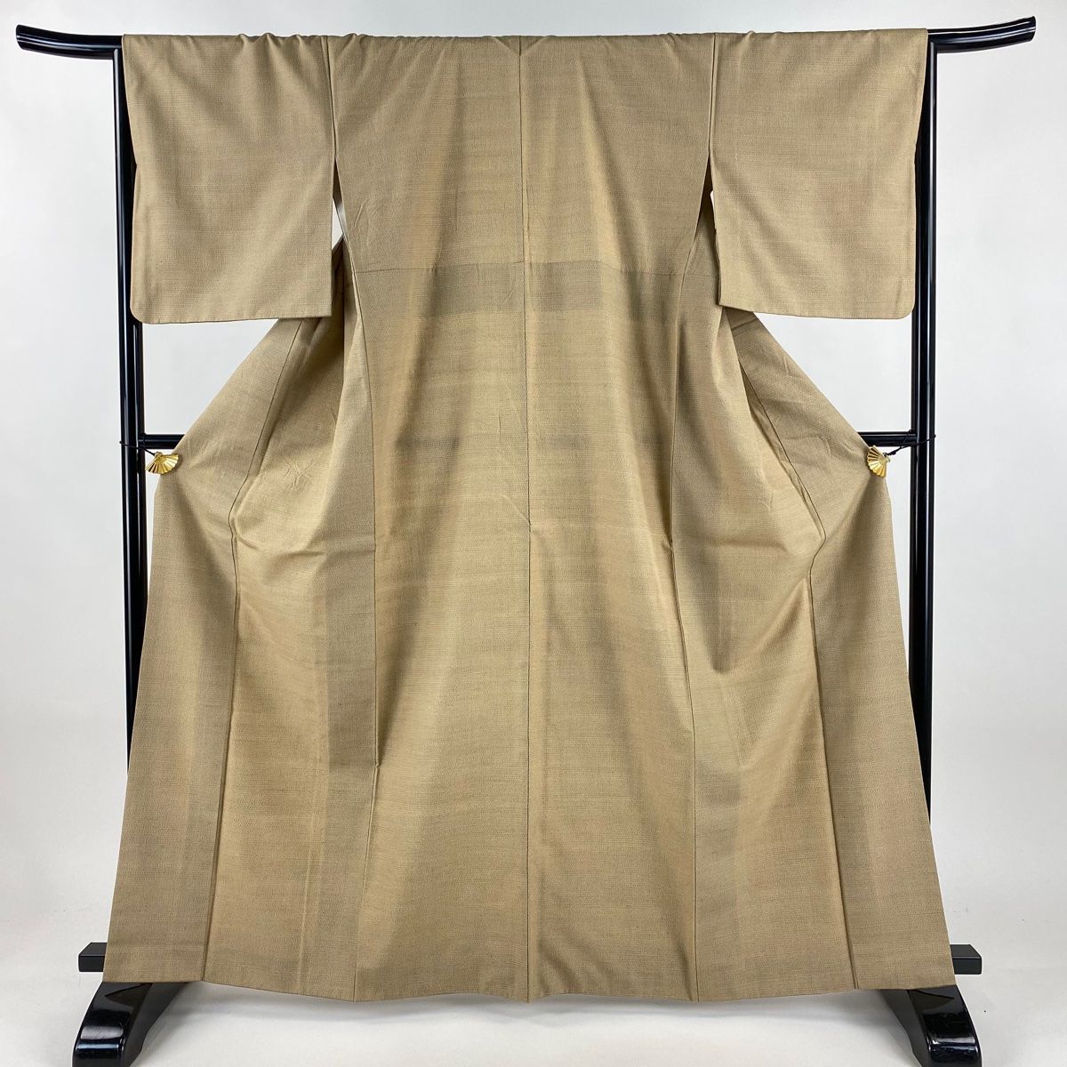 紬 身丈164 cm 裄丈66.5 M 袷 やまだ織 証紙 亀甲絣 ベージュ 正絹