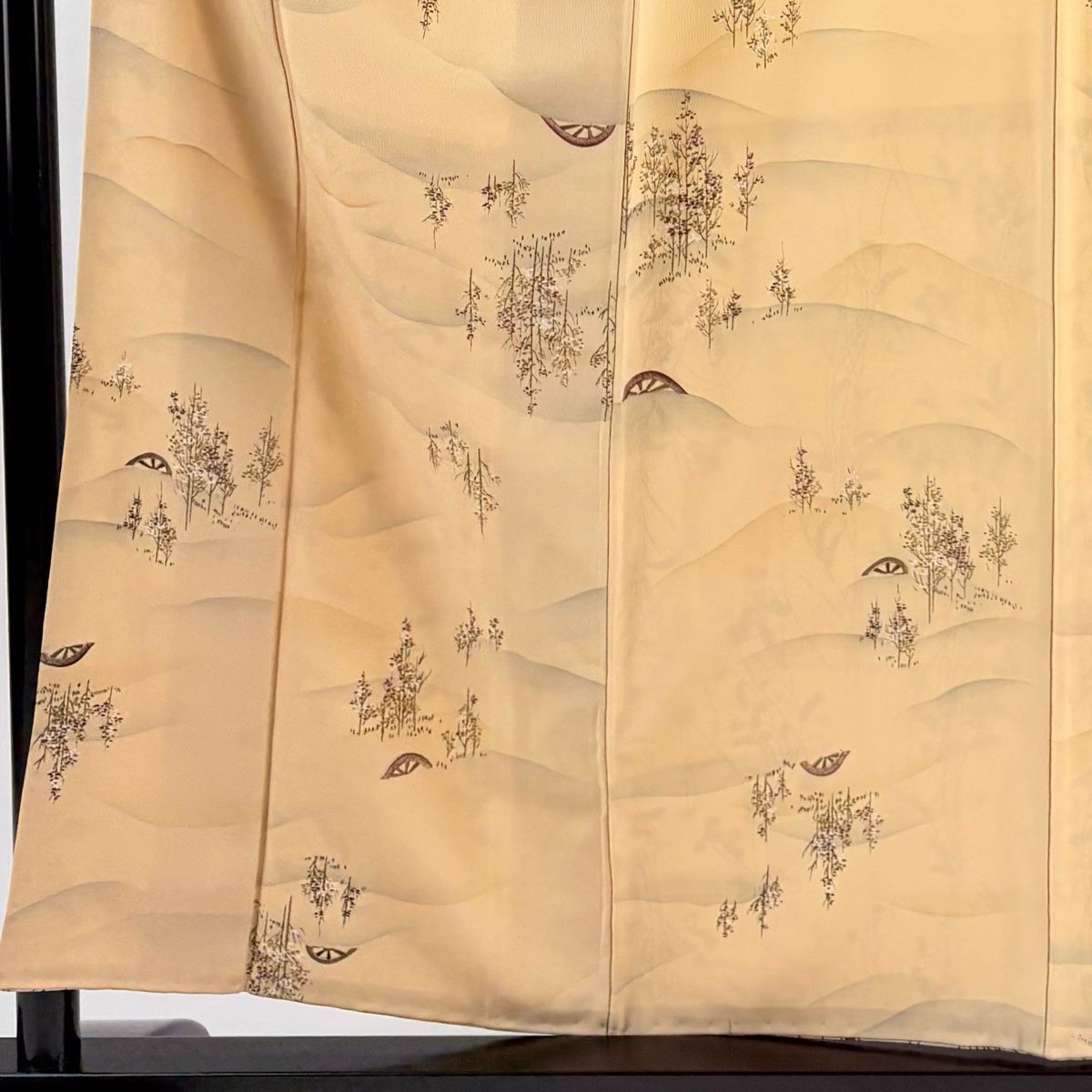 小紋 身丈156 cm 裄丈65 M 袷 片輪車 樹木 ベージュ 正絹 秀品