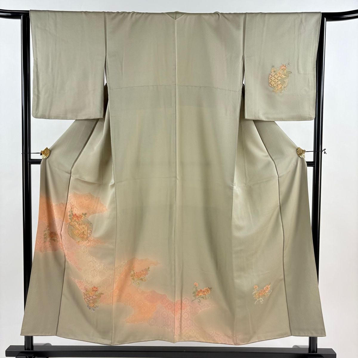 付下げ 身丈152 5 cm 裄丈64 M 袷 花唐草 亀甲 刺繍 金彩 灰緑 正絹 秀品