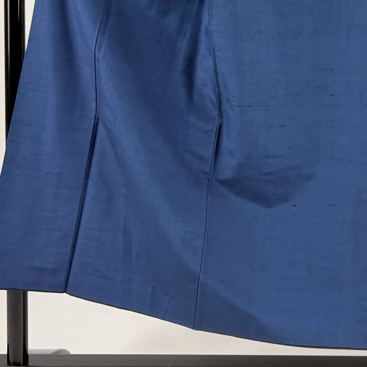 男着物 身丈149 5 cm 裄丈72 L 袷 紬 無地 紺色 正絹 秀品