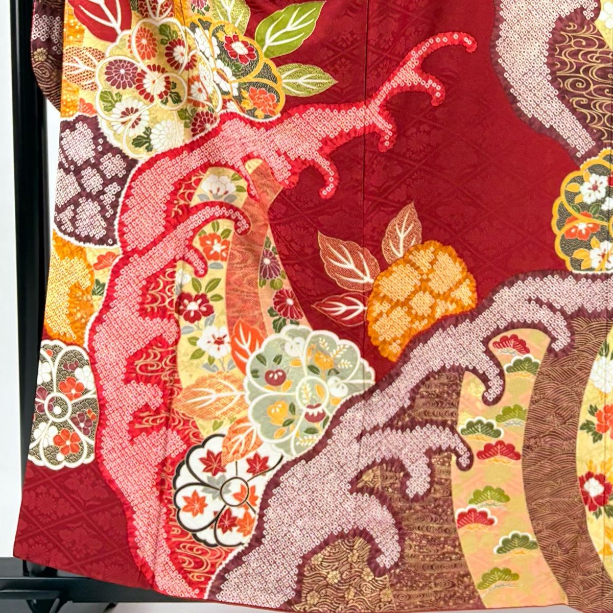 振袖 身丈160 cm 裄丈66 M 袷 波頭 草花 金糸 金彩 赤 正絹 秀品