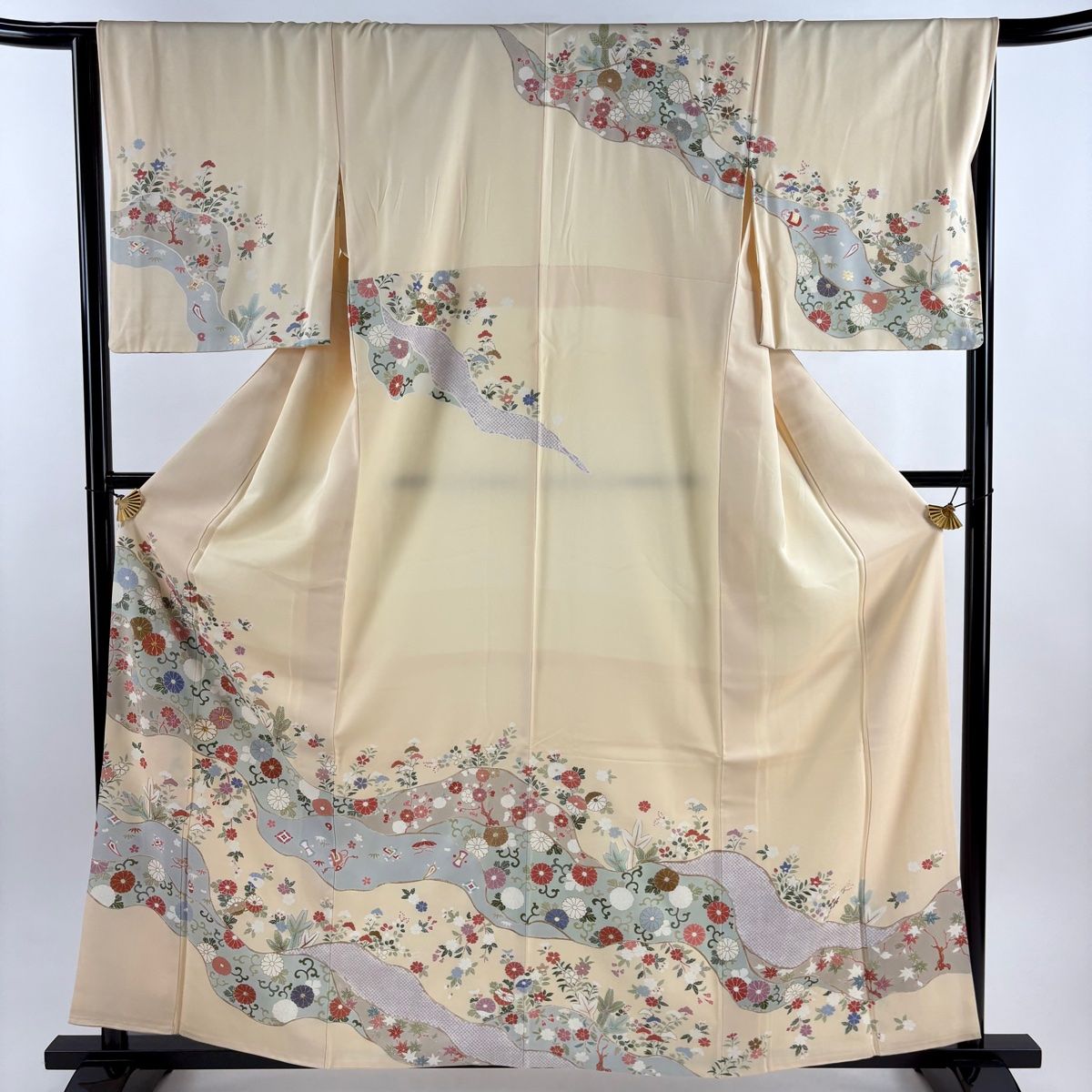 訪問着 身丈160.5 cm 裄丈65.5 M 袷 菊唐草 草花 金糸 金彩 ベージュ 正絹 秀品