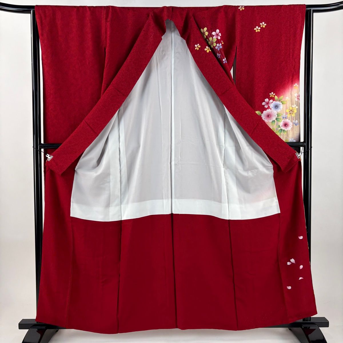  振袖 身丈160 5 cm 裄丈64 M 袷 桜 縞 金彩 ぼかし 赤 正絹 秀品 振袖 着物