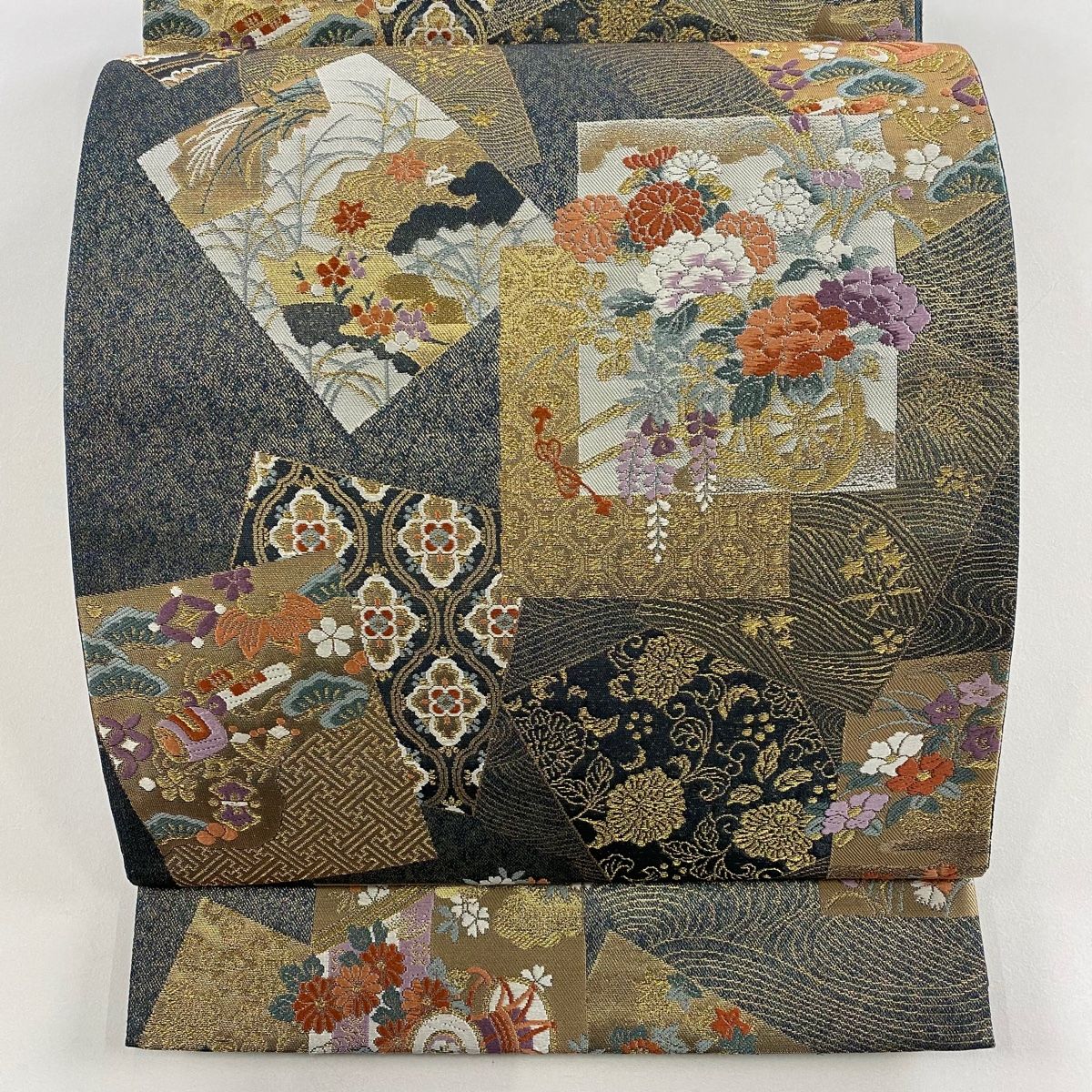 袋帯 秀品 色紙 花車 箔 金糸 灰色 六通 正絹