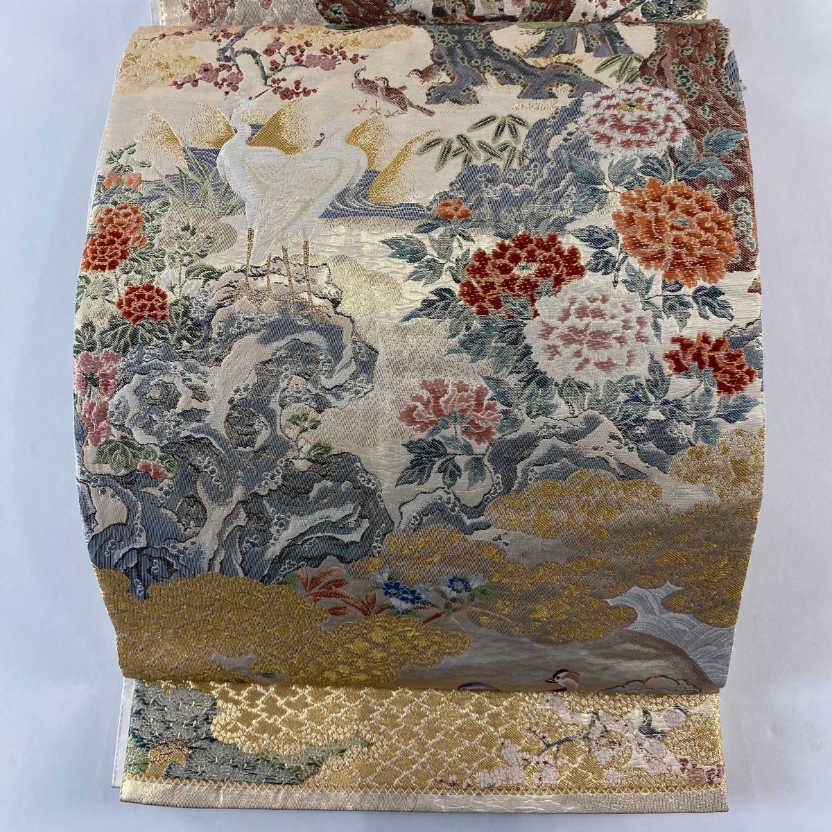 袋帯 秀品 草花 鳥 金糸 箔 金色 六通 正絹