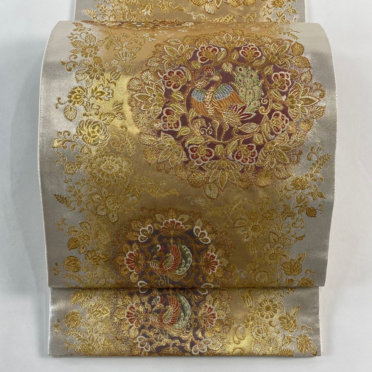 袋帯 秀品 花唐草 鳥 金糸 箔 金色 六通 正絹
