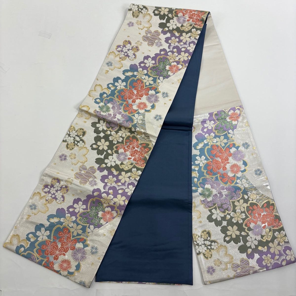  振袖 身丈157 cm 裄丈64 5 M 袷 袋帯フルセット 桜 花びら 金糸 ぼかし ピンク 正絹 秀品 振袖 着物