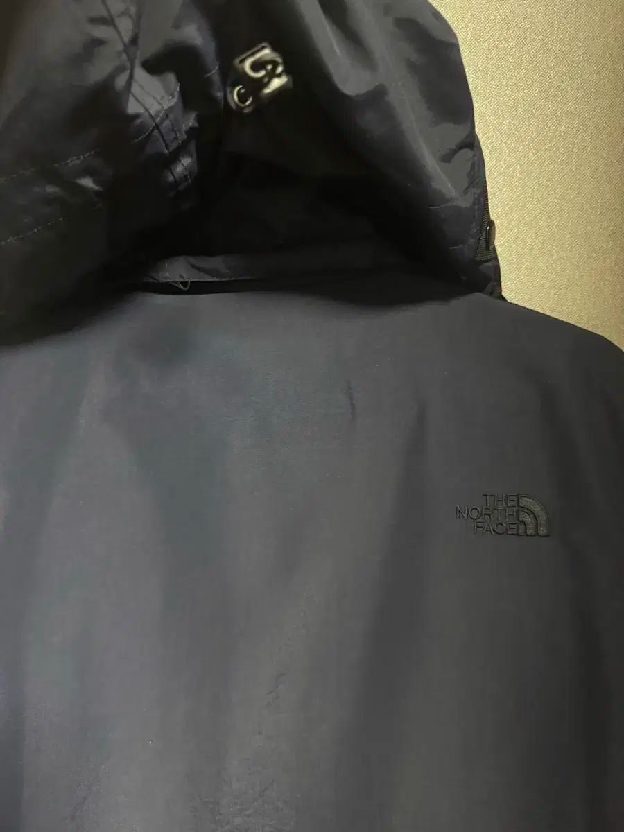 ウィンドブレーカー ジャケット