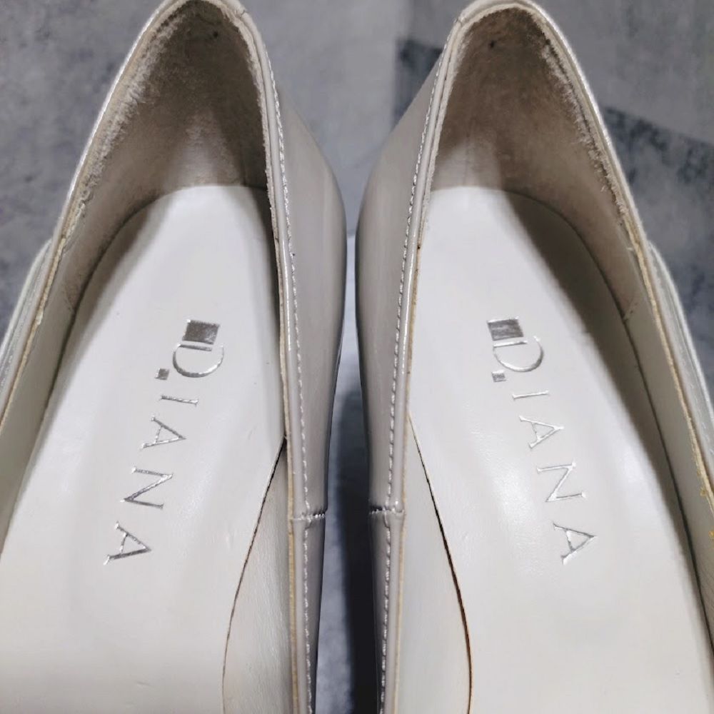 ☆ DIANA ダイアナ ☆ パンプス 23.5 グレー ✖ライトグレー - メルカリ