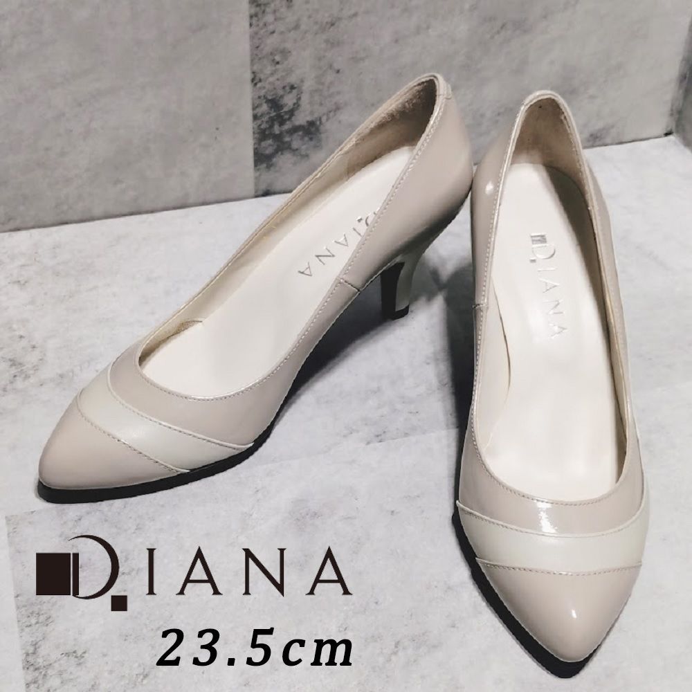 DIANA 23.5 ダイアナ パンプス グレー スクエア 新品未使用 ☆ DIANA ダイアナ ☆ パンプス 23.5 グレー ✖ライトグレー - メルカリ