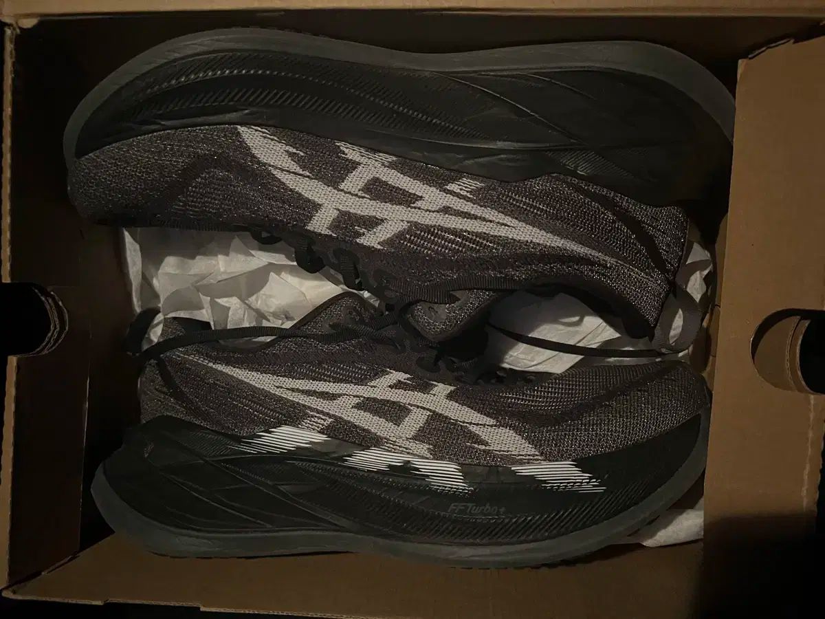 270 アシックス SUPERBLAST 2 ブラック ホワイト