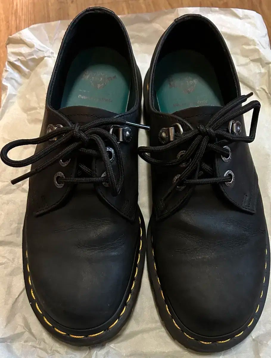 260 DR. MARTENS ドクターマーチン x thisisneverthat ディスイズネバーザット ネバザ