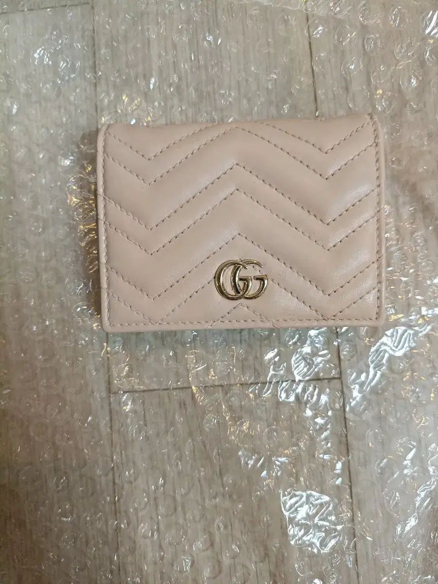 グッチ GGマーモント