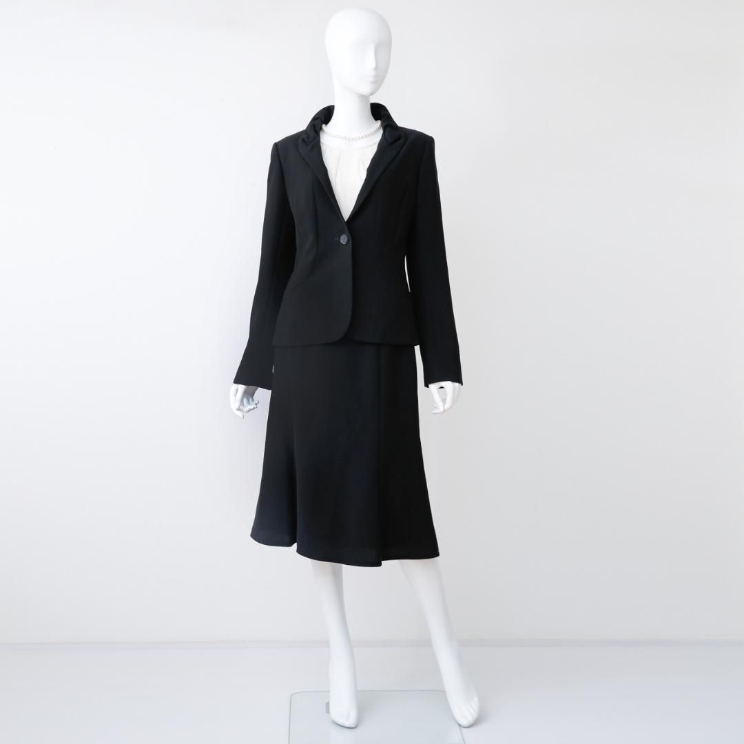 7号 パンツスーツ