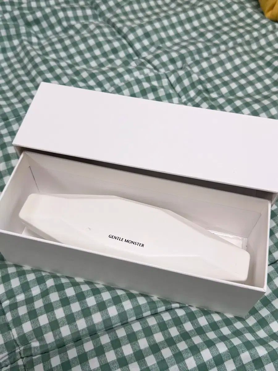  GENTLE MONSTER ジェントルモンスター ルビー半 サングラス サングラス 小物