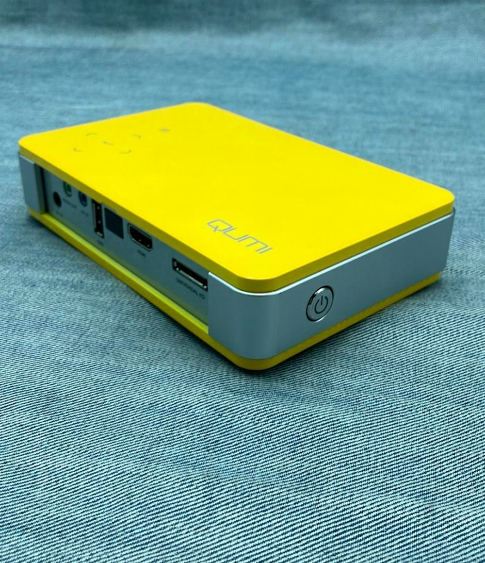 アドトロンテクノロジー HD ポケット プロジェクター QUMI Q5-YW AddTron