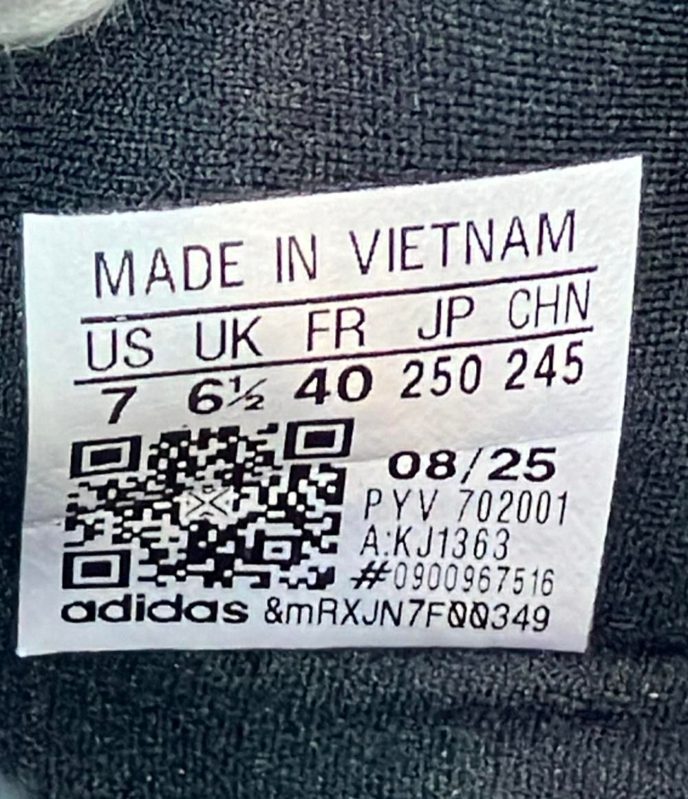 ローカットスニーカー