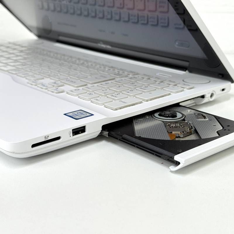 整備済み】富士通/タッチパネル/SSD/windows11/Corei7/フルHD/15.6