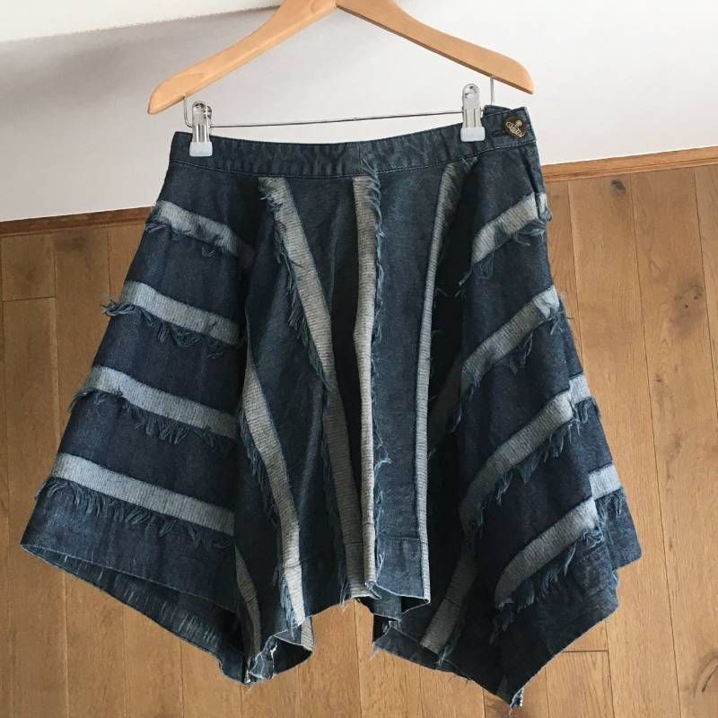 Vivienne Westwoodヴィヴィアンウエストウッド スカート2