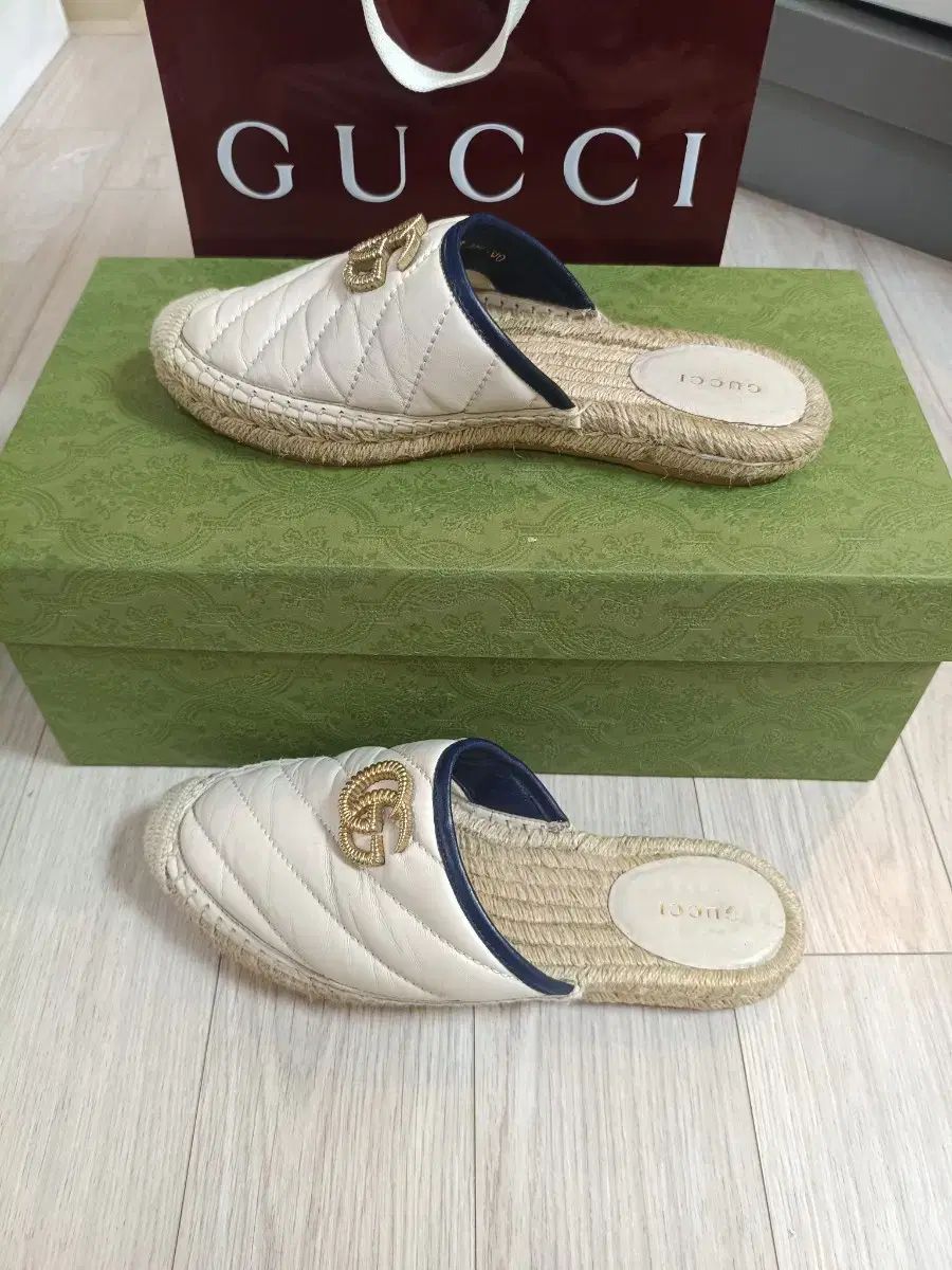 エスパドリーユ