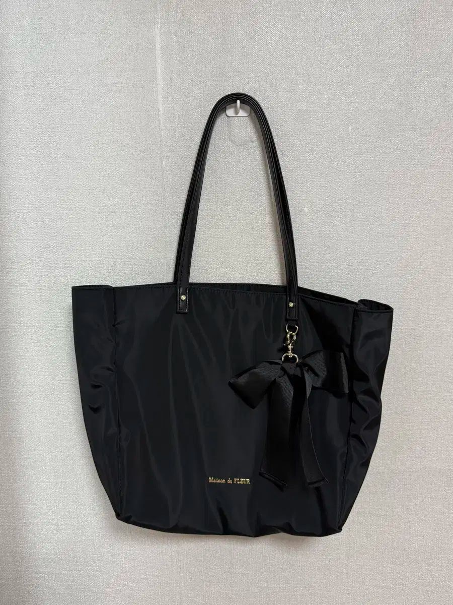 Maison de FLEUR メゾン ド フルール ショルダーバッグ トートバッグ ブラック リボンチャーム 含む