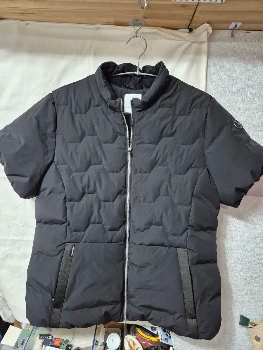 CASTELBAJAC カステルバジャック 半袖 ダウン ブラック 105