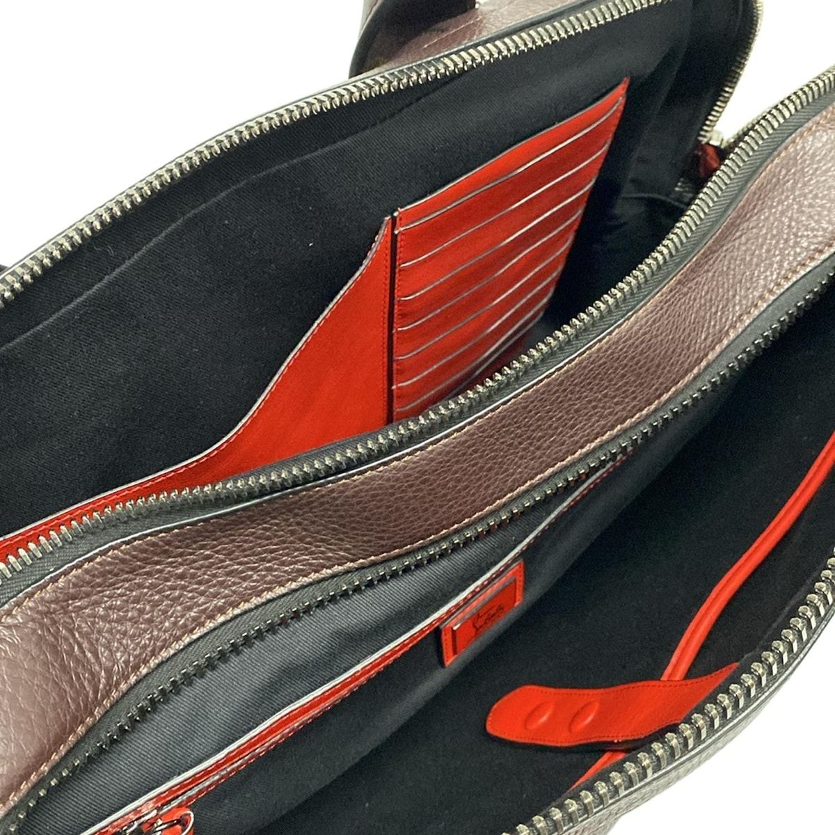 クリスチャンルブタン