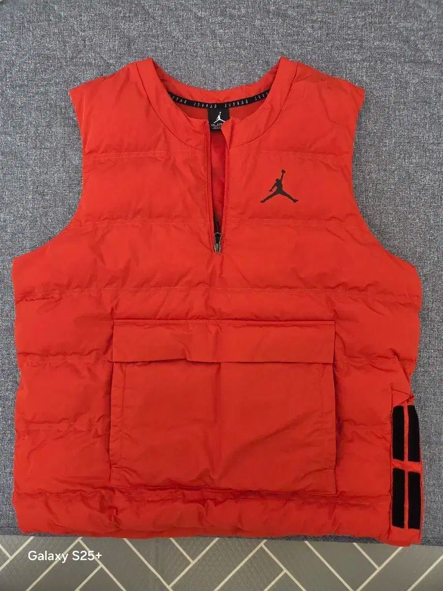 ナイキ ジョーダン23 テック ベスト
