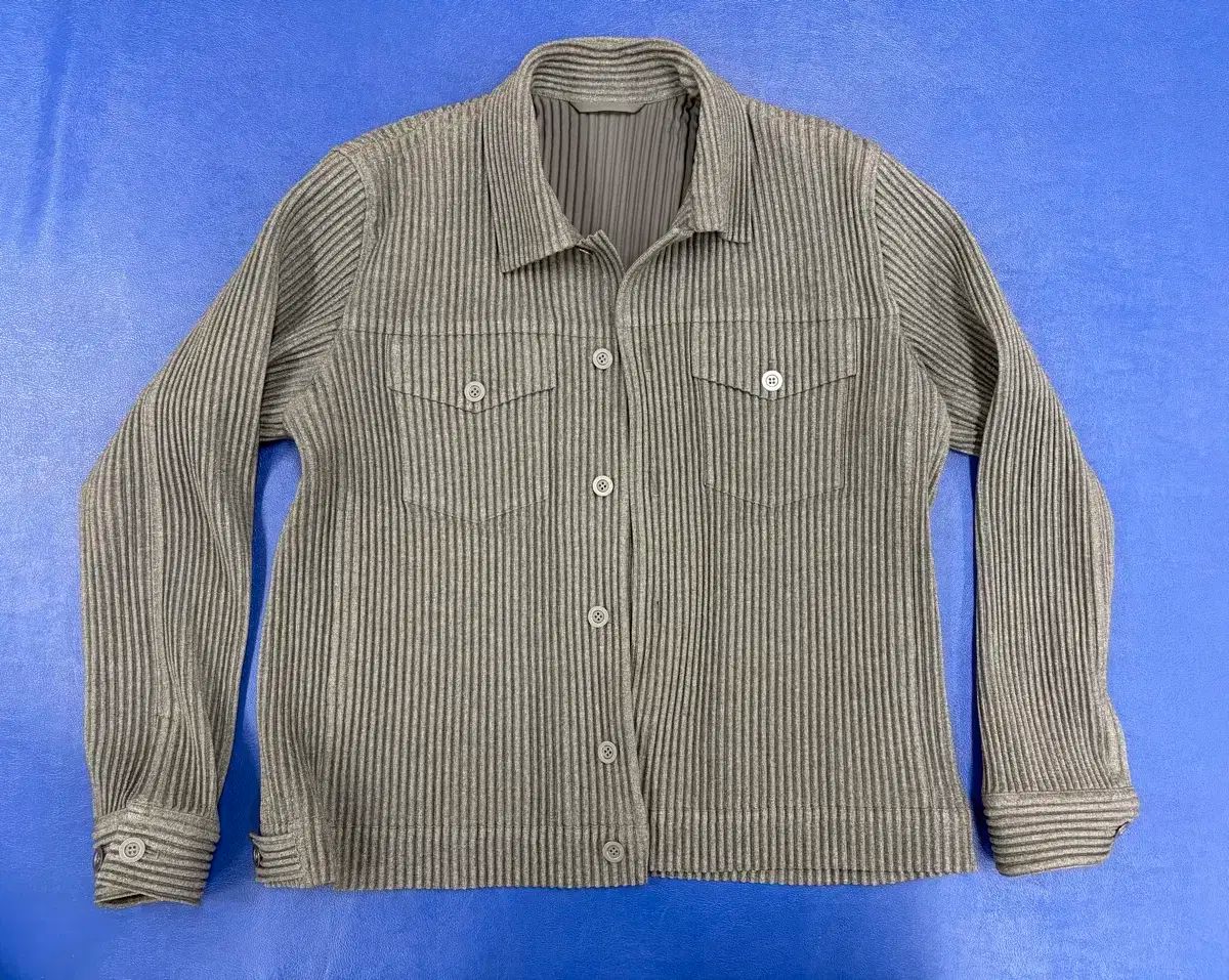 オムプリッセ トラッカー セットアップ ウールライク ライト