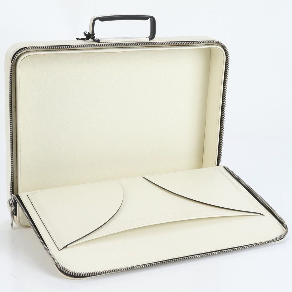 美品 現行品 ヴァレクストラ スモール プレミエ アタッシュケース