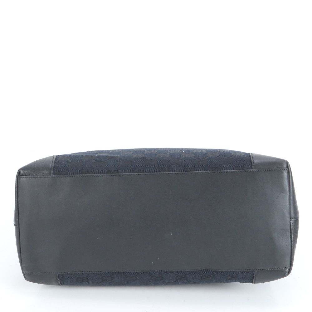 美品✨グッチ ggキャンバス レザー ビジネスバッグ A4 トートバッグ 美品✨グッチ ggキャンバス レザー ビジネスバッグ A4 トートバッグ GG