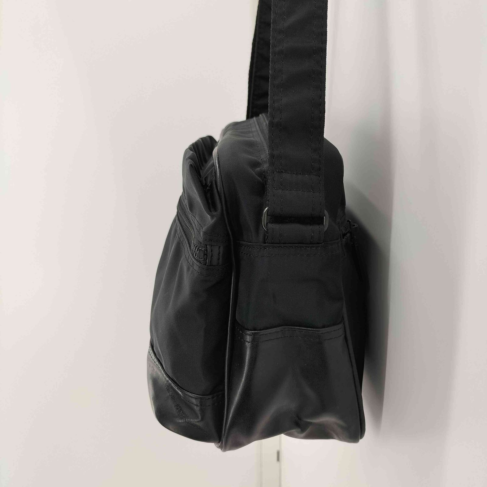 イザック Y'saccs POUR HOMME レザー 切り替え ナイロン ショルダー