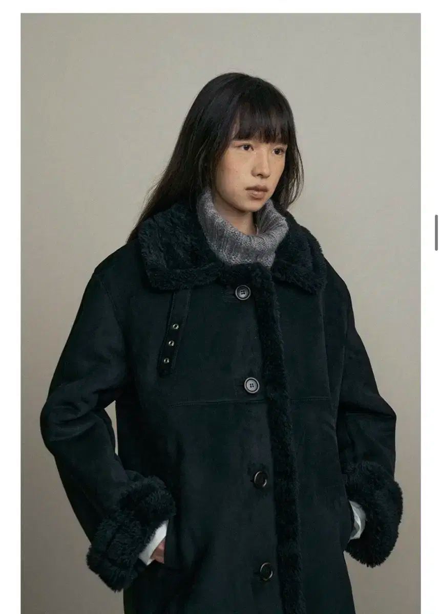 リングソウル ムートン ブラック ONE価格 30万