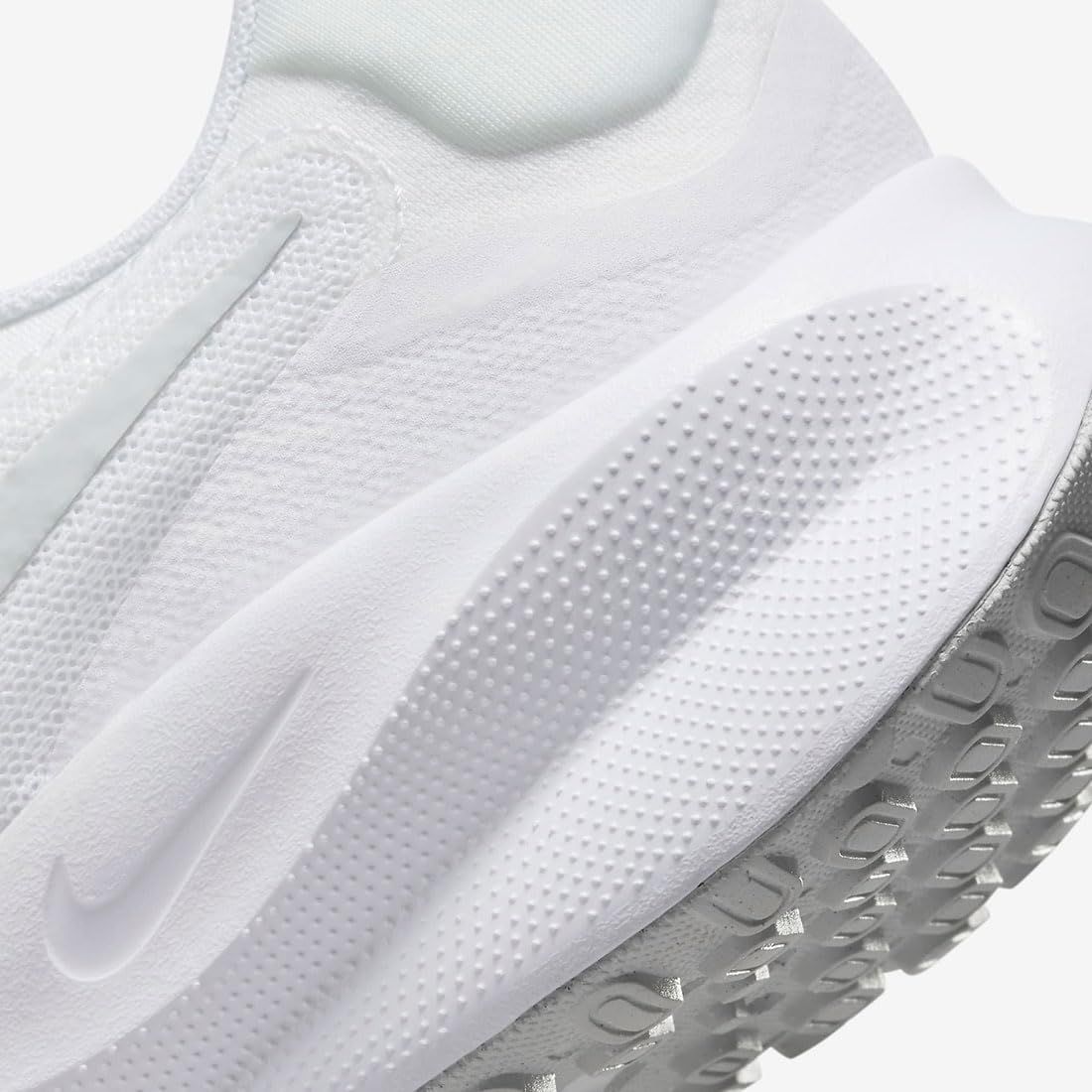  ナイキ レボリューション 7 Revolution ホワイト ピュアプラチナム FB 2207 100 日本 30 0 cm その他 靴