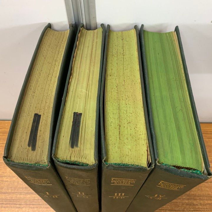 △01)【1点限り!】ロシア語辞典 全4巻セット/言語/辞書/洋書/ロシア語