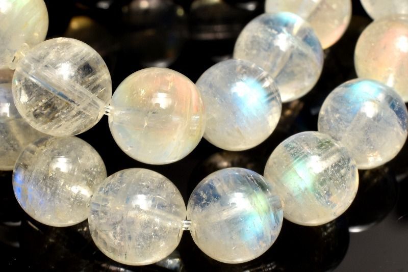 レインボームーンストーン