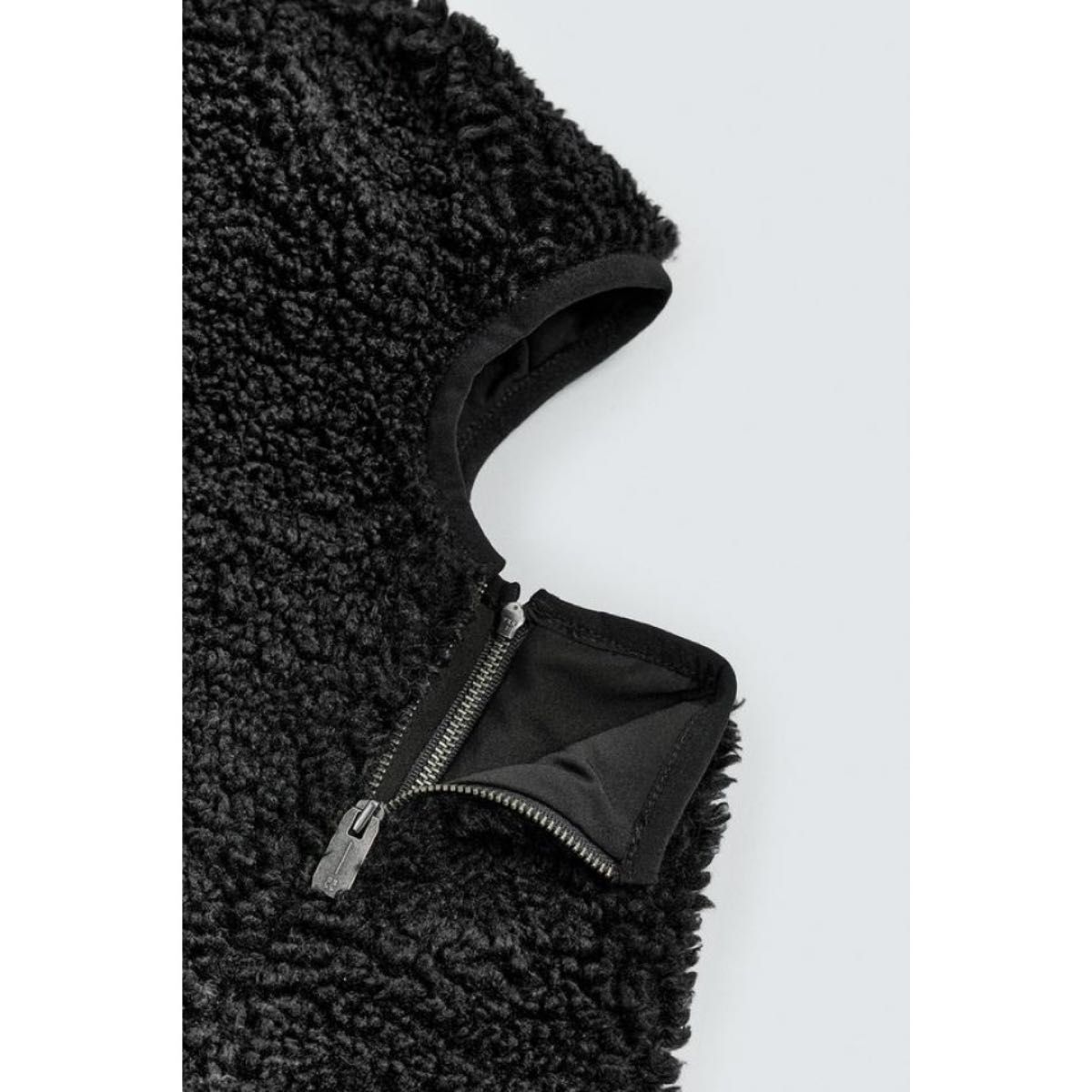 ZARA フェイクシープスキンバラクラバXSR_A - メルカリ