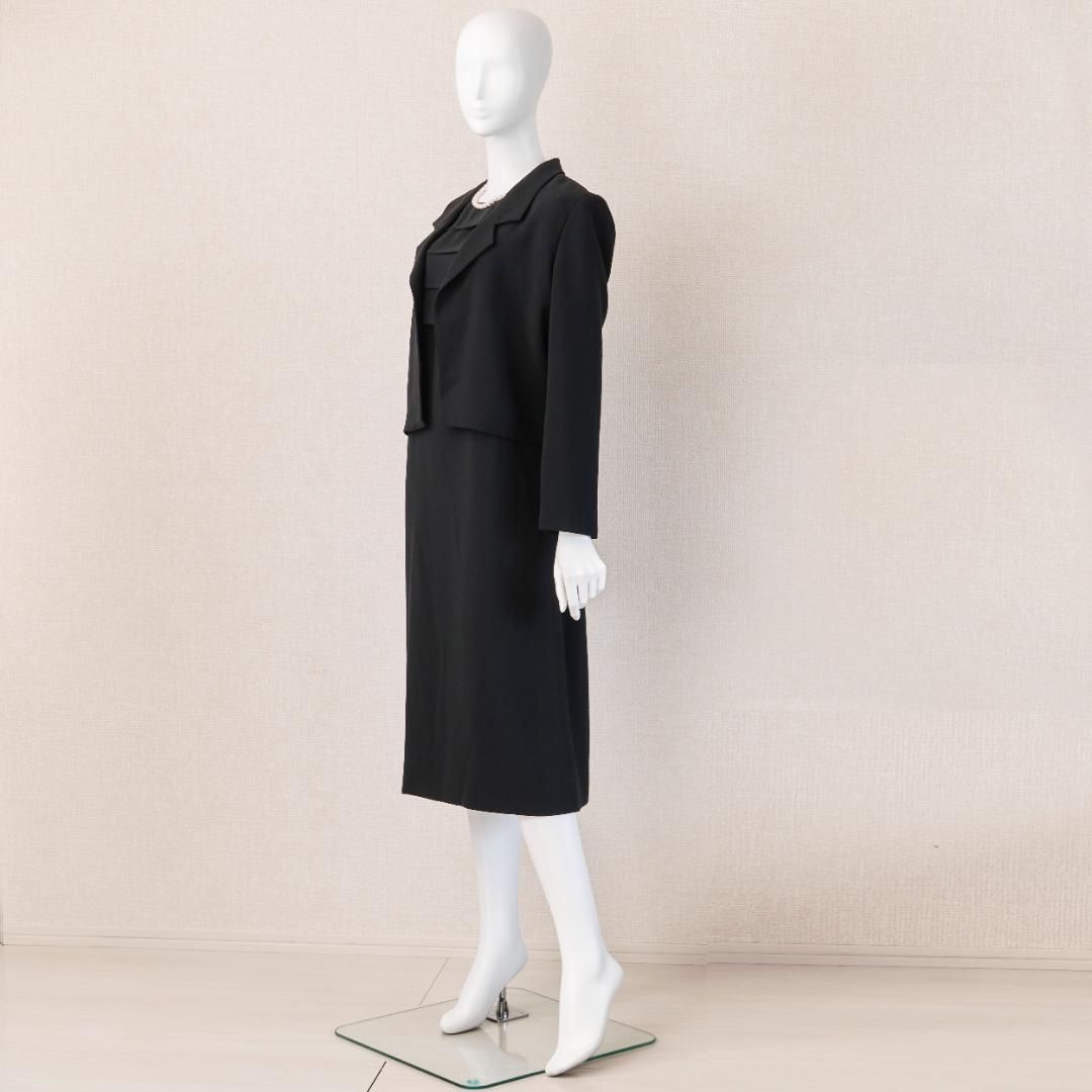 【爆売り！】 〇当日発送 ピエールカルダン 礼服 11号 黒 清楚で上品