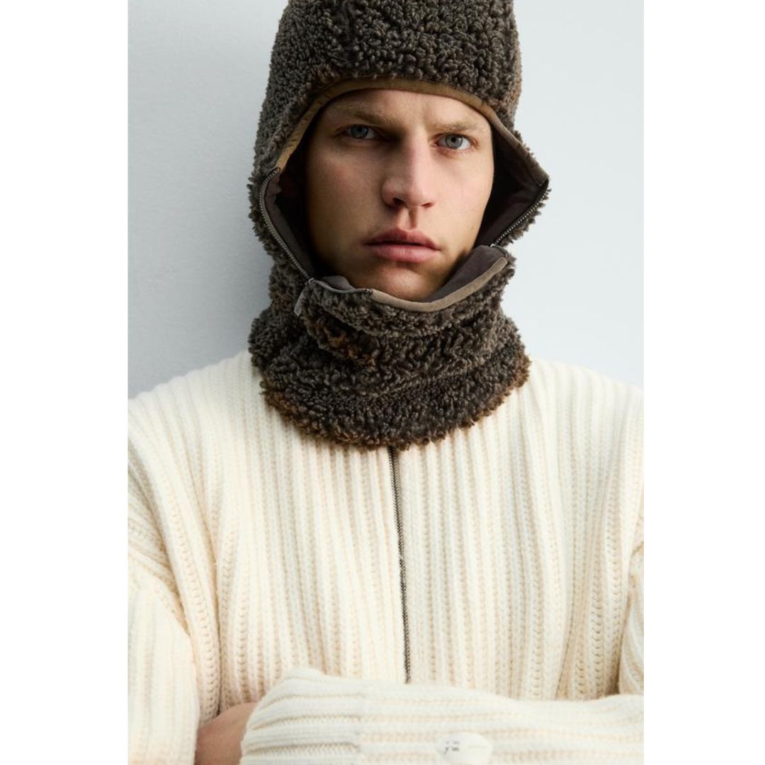 ZARA フェイクシープスキンバラクラバXSR_A - メルカリ