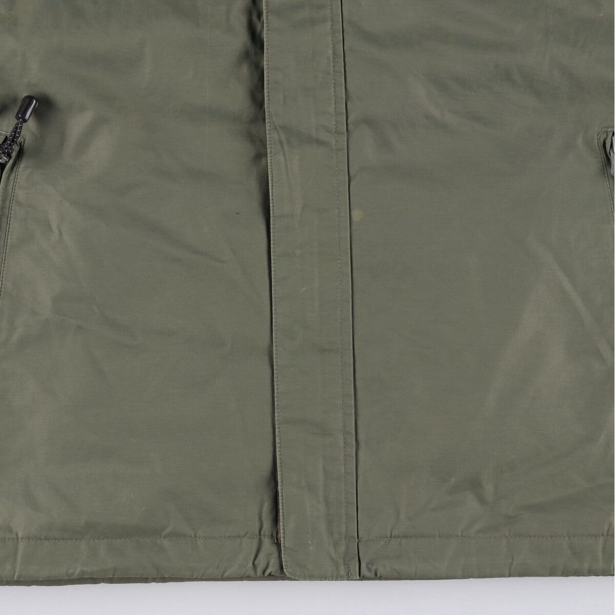 中綿マウンテンパーカー