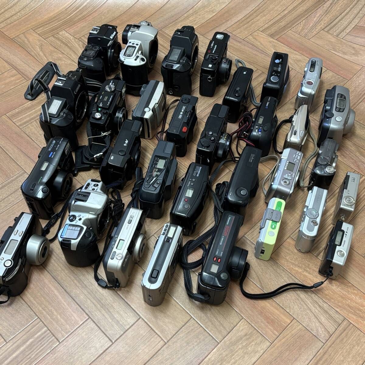 人気のコンパクト【おまとめ】デジカメ・コンパクトカメラ 計31台