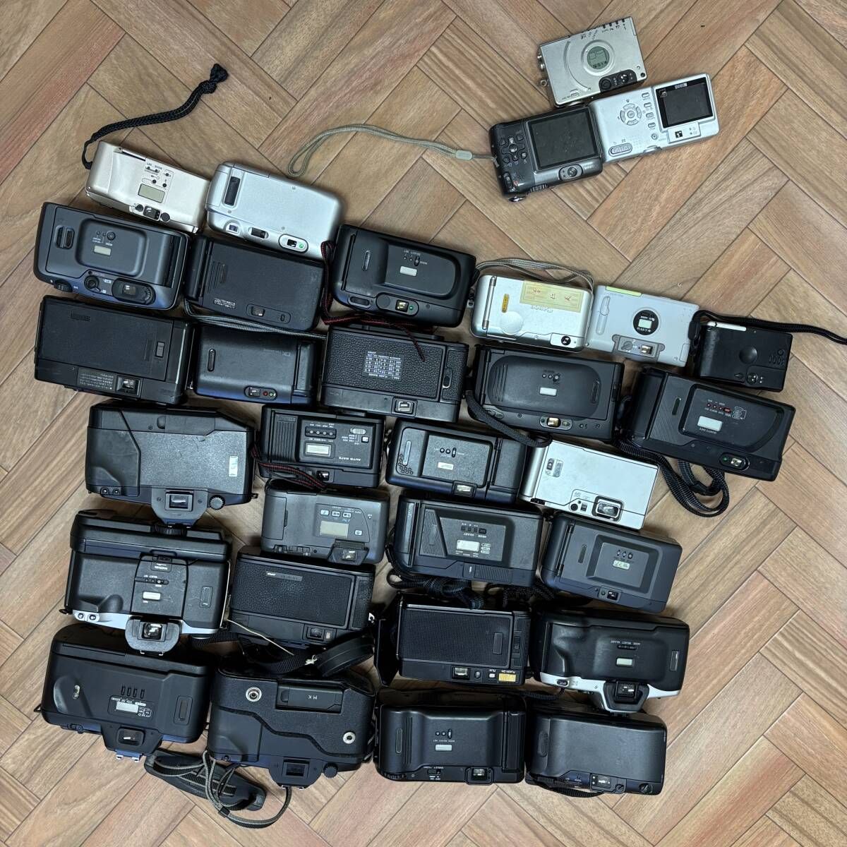 コンパクトデジタルカメラ　まとめ　ジャンク 人気のコンパクト【おまとめ】デジカメ・コンパクトカメラ 計31台