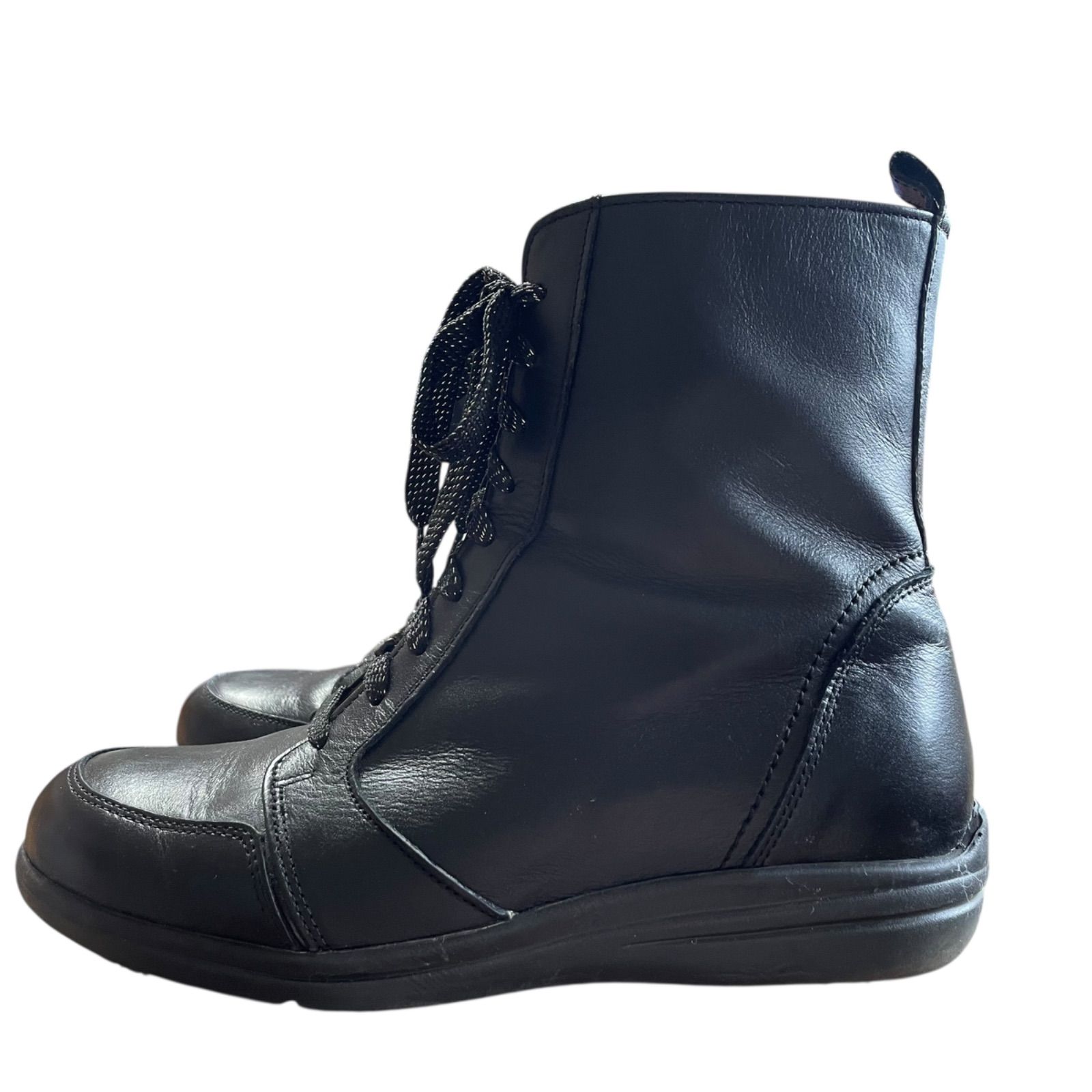 Z1601ベネシュ BENESU ベネシュ サイドジップ ショートブーツ レザー