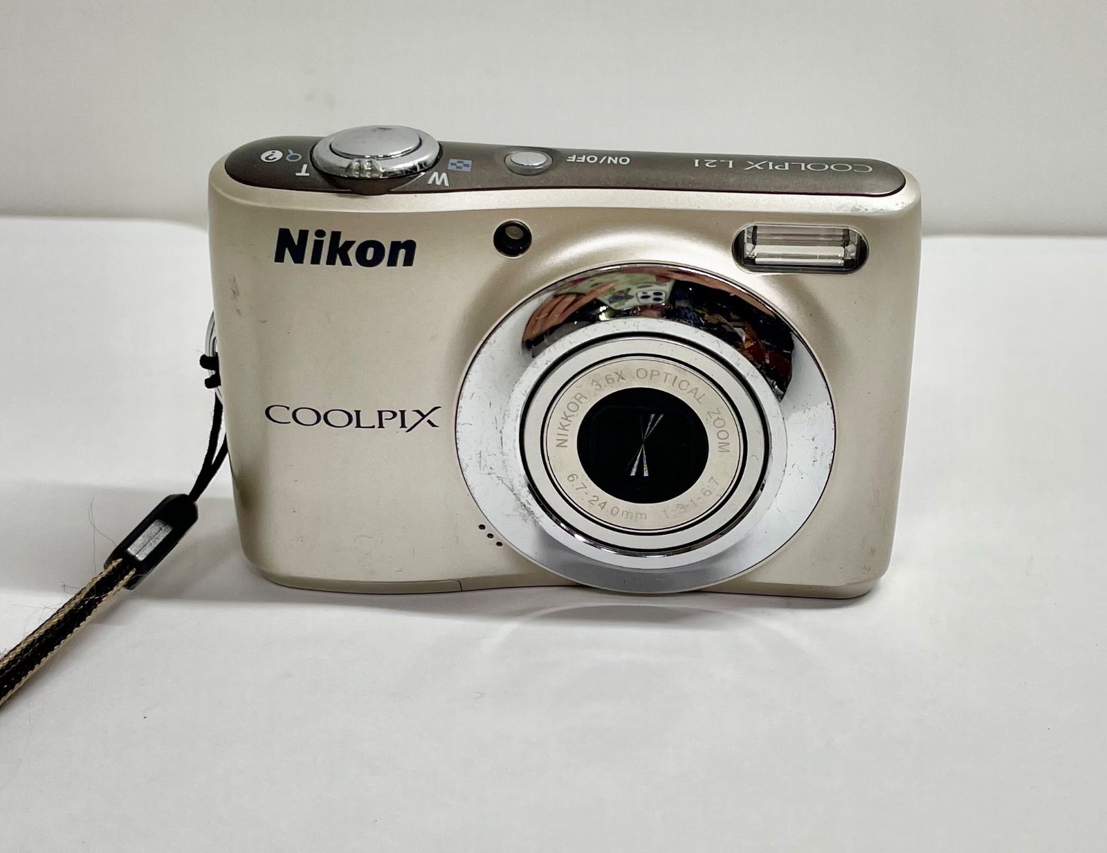 Nikon Coolpix L21 コンパクト デジタル カメラ 乾電池式 Nikon